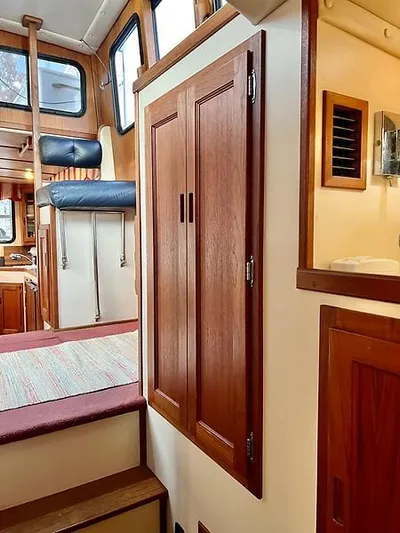 Sea Duck II Yacht Photos Pics 