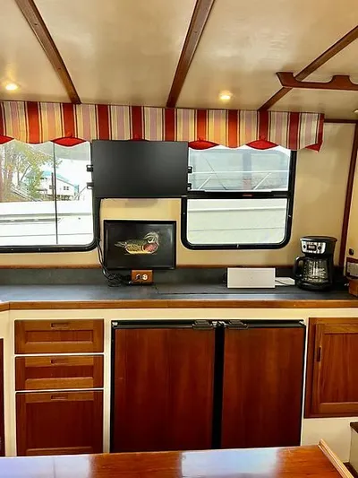 Sea Duck II Yacht Photos Pics 