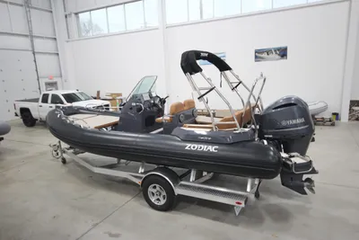Zodiac Medline 6.8 NEO 250hp In Stock