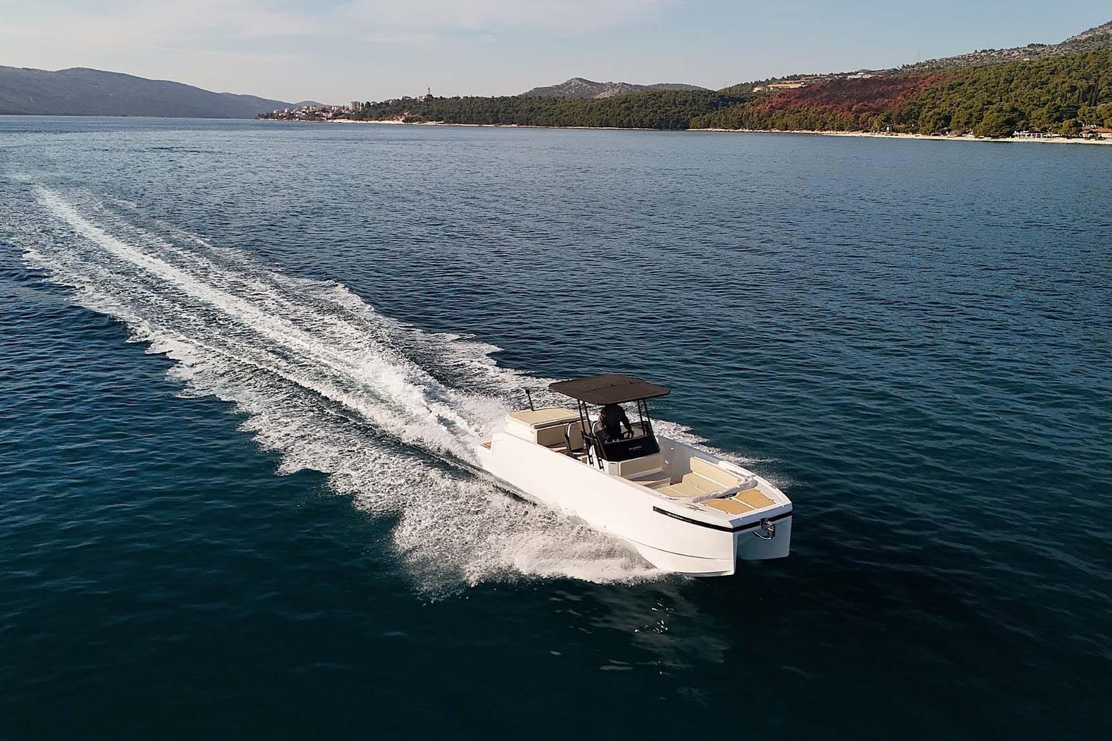 2024 De Antonio Yachts e23 open
