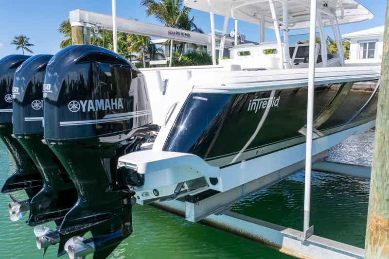  Yacht Photos Pics 2015 Intrepid 400 Center Console with Yamaha engines on a lift.