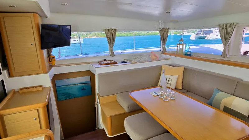 Alytes Yacht Photos Pics 