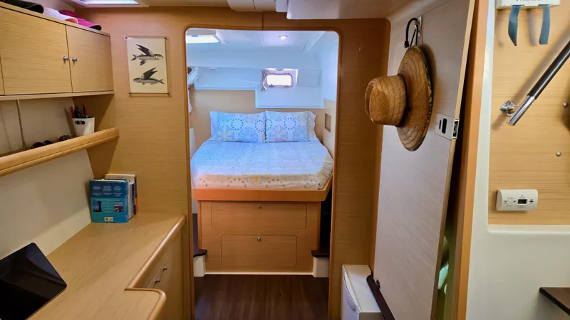 Alytes Yacht Photos Pics 