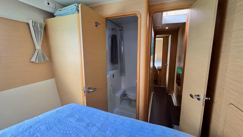 Alytes Yacht Photos Pics 