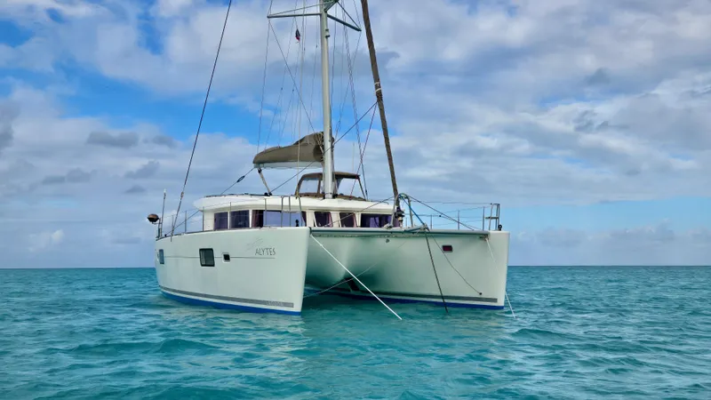 Alytes Yacht Photos Pics 