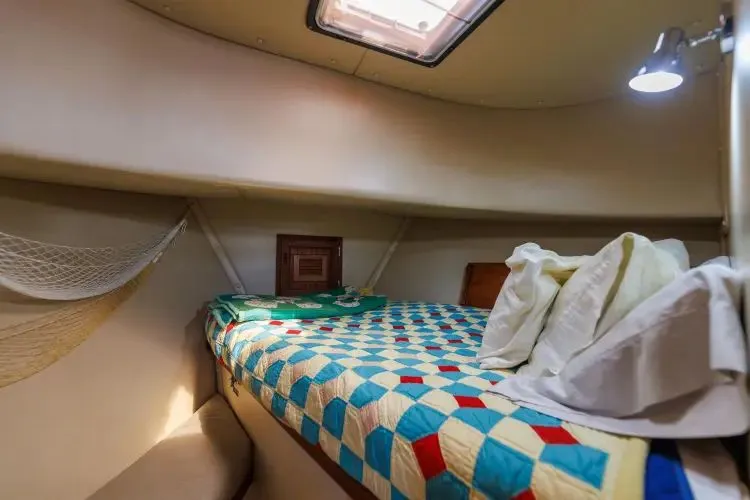  Yacht Photos Pics 2000 Nordic Tug 32 - Image 24