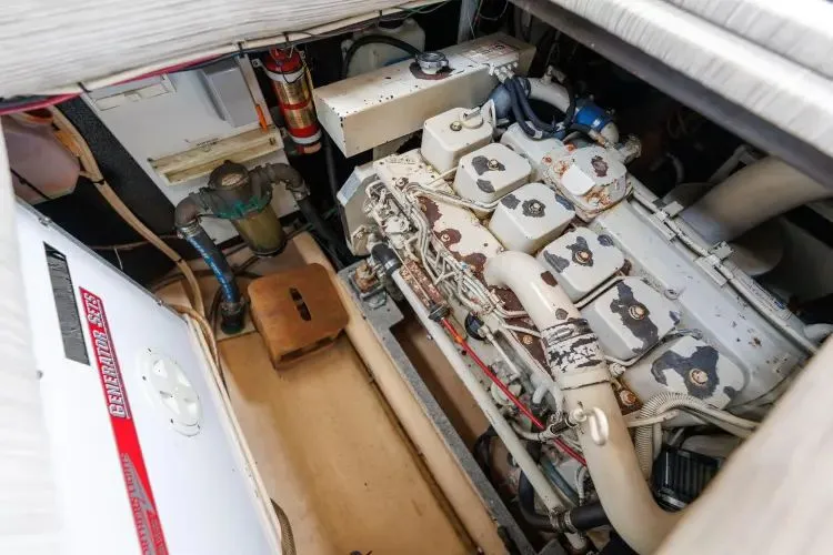  Yacht Photos Pics 2000 Nordic Tug 32 - Image 39