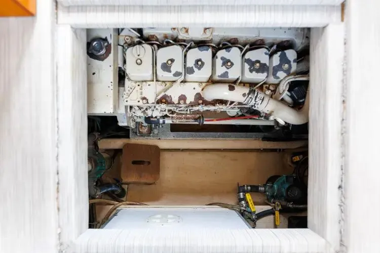  Yacht Photos Pics 2000 Nordic Tug 32 - Image 37