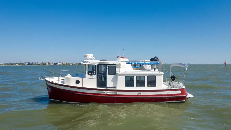 2000 Nordic Tug 32