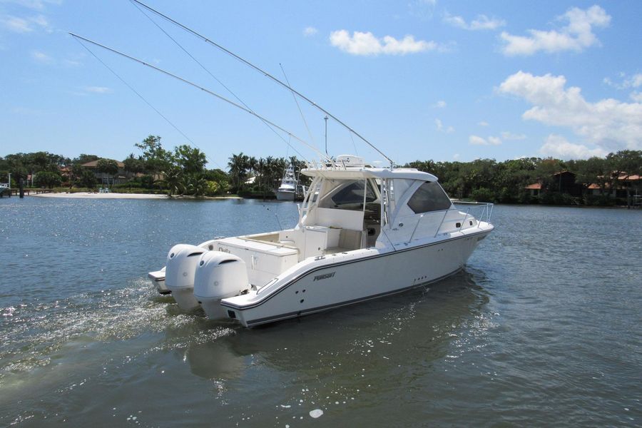 2019 Pursuit OS 325 Offshore