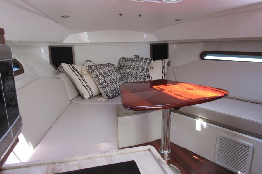 2019 Pursuit OS 325 Offshore