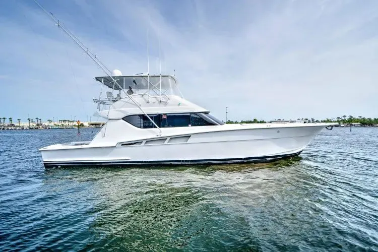 Five Star Yacht Photos Pics 1998 Hatteras 60 Convertible - Image 4