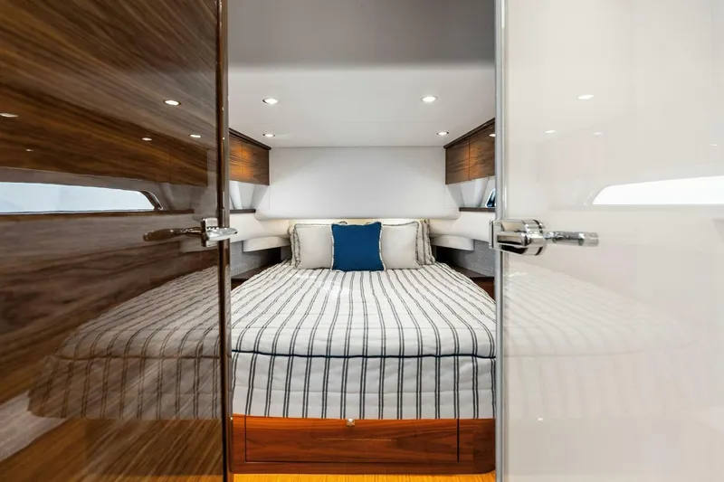 Sogni Bagnati Yacht Photos Pics 2025 Valhalla Boatworks V-55 'Sogni Bagnati'