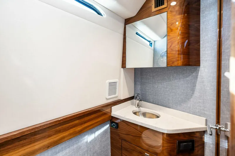 Sogni Bagnati Yacht Photos Pics 2025 Valhalla Boatworks V-55 'Sogni Bagnati'