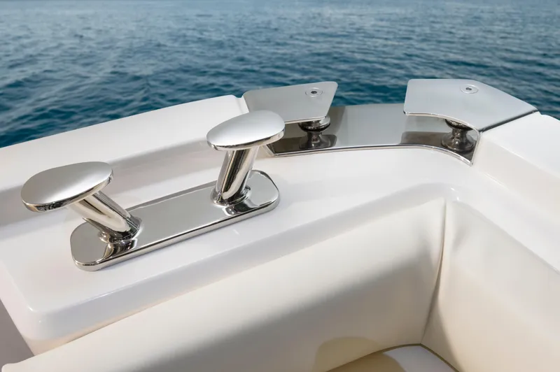 Pastiche Yacht Photos Pics 2019 Greenline Hybrid boat cleats and fittings on deck by the sea.