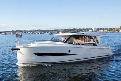 Greenline 39 Hybrid