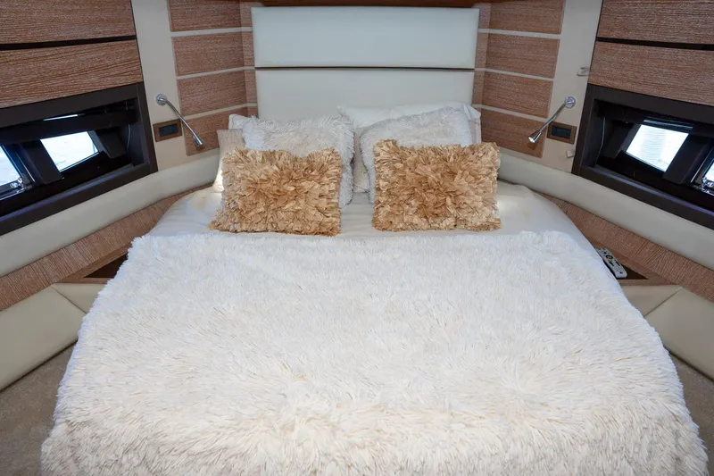 The Real D Yacht Photos Pics 