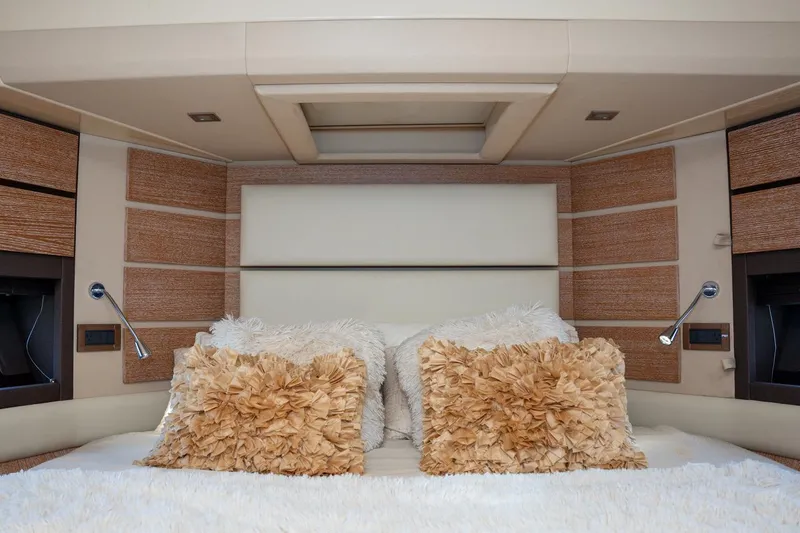 The Real D Yacht Photos Pics 