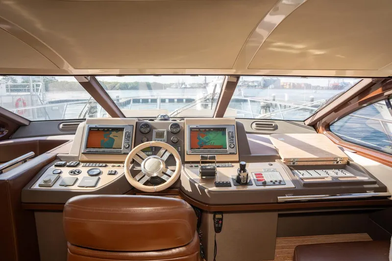 The Real D Yacht Photos Pics 