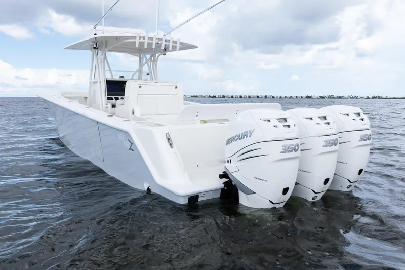  Yacht Photos Pics 2017 SeaVee 370z boat with triple Mercury 350 engines on open water.