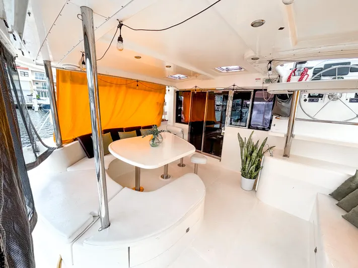  Yacht Photos Pics 2008 Leopard 46