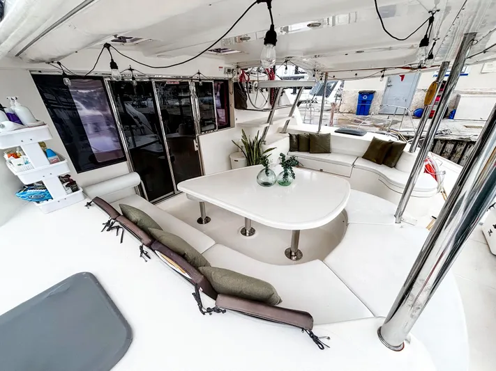  Yacht Photos Pics 2008 Leopard 46