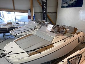 2023 Beneteau Flyer 7 Sundeck