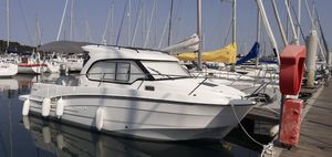 2022 Beneteau ANTARES 8 OB V2