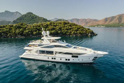 Benetti Fast 125