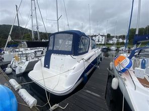 2006 Bayliner 325