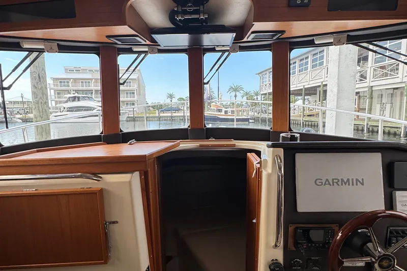  Yacht Photos Pics Interior view of 2022 Ranger Tugs R-31 CB boat with Garmin navigation system.
