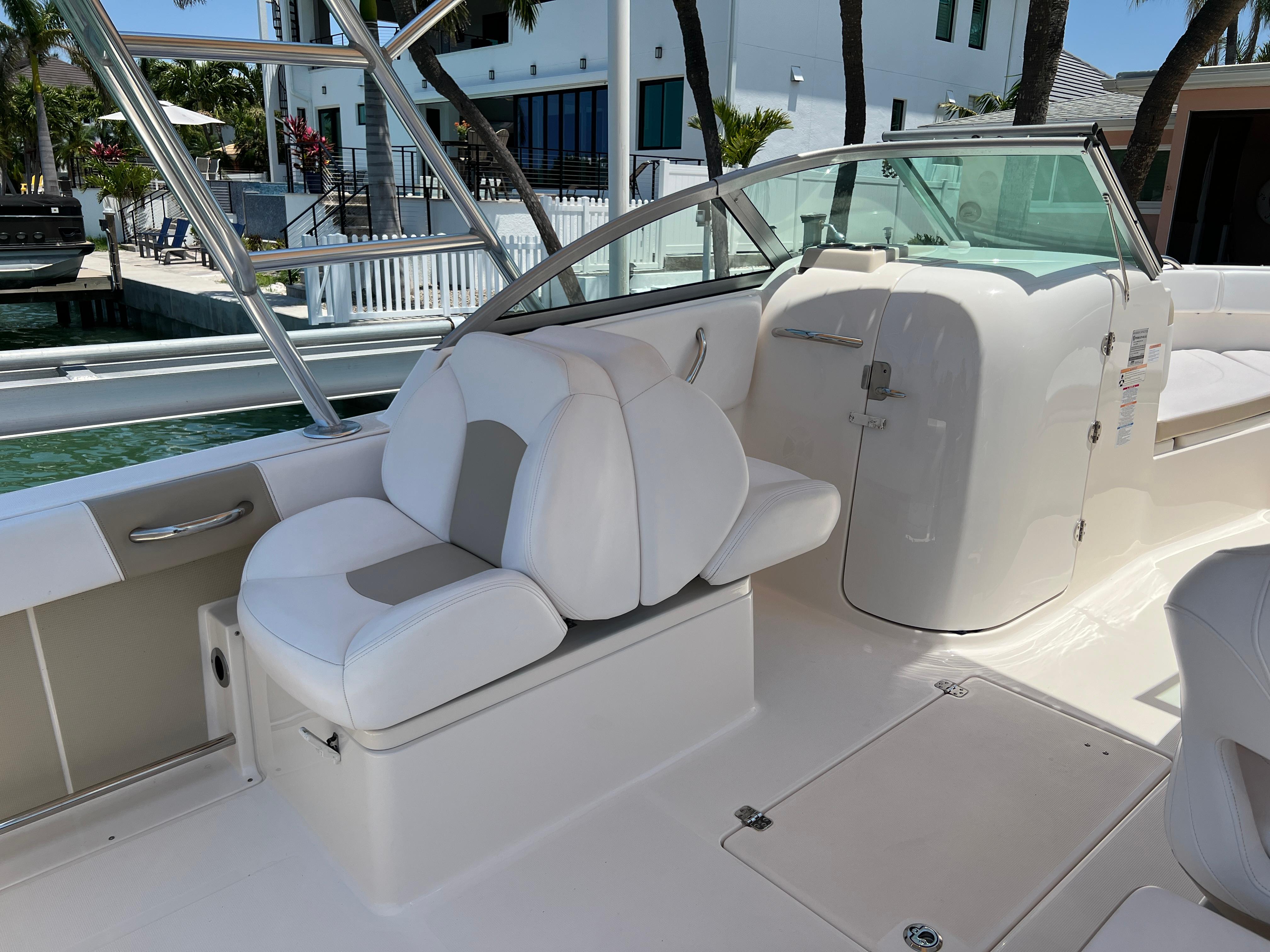 2018 Robalo R227 Dual Console Dual Console for sale - YachtWorld