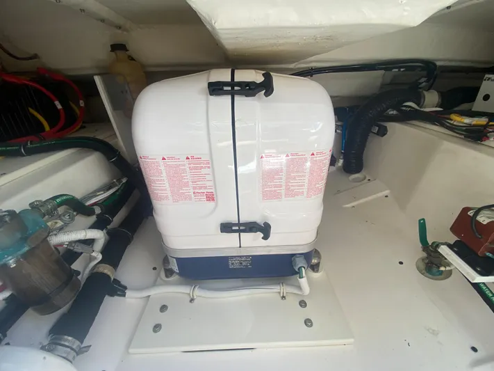 El Capitan Yacht Photos Pics 2019 Tiara Sport 34 LX