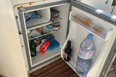 1998 Windy 31 Tornado