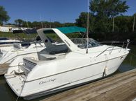 1995 Chris-Craft Crowne 302