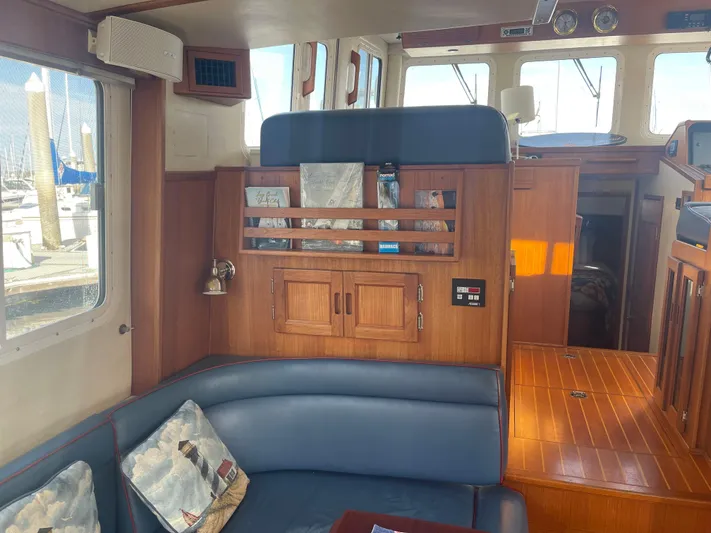 Moon River Yacht Photos Pics 