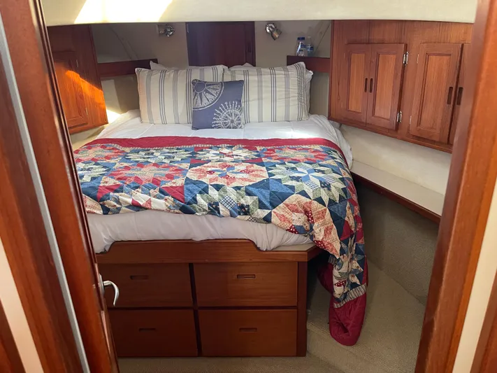 Moon River Yacht Photos Pics 