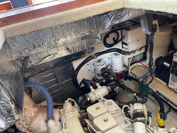 Moon River Yacht Photos Pics 