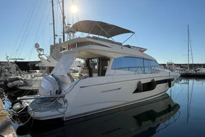 2020 Prestige 520
