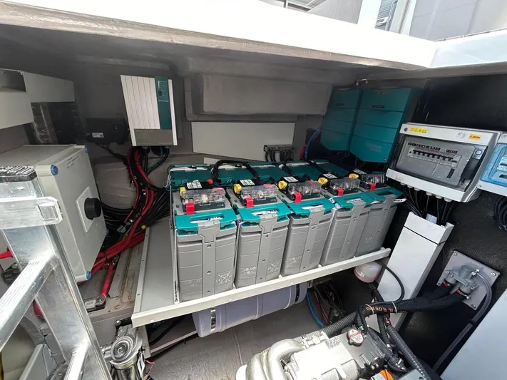 Voyager Yacht Photos Pics Electrical system setup in a 2023 Bali 5.4, featuring batteries and wiring components.