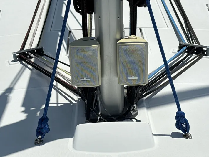  Yacht Photos Pics Stereo Speakers