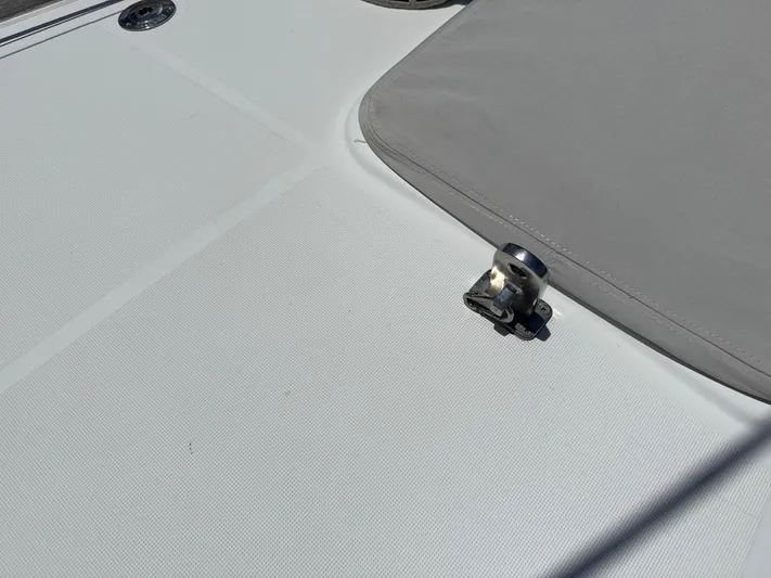  Yacht Photos Pics Deck like new + staysail attachment