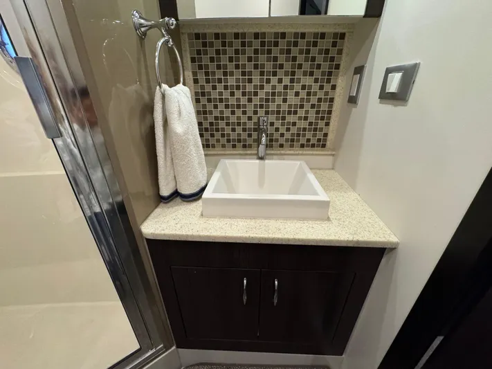 Casa De Luz Yacht Photos Pics 