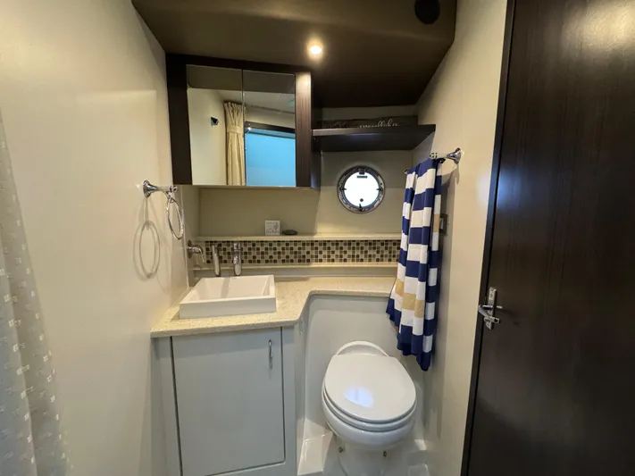 Casa De Luz Yacht Photos Pics 