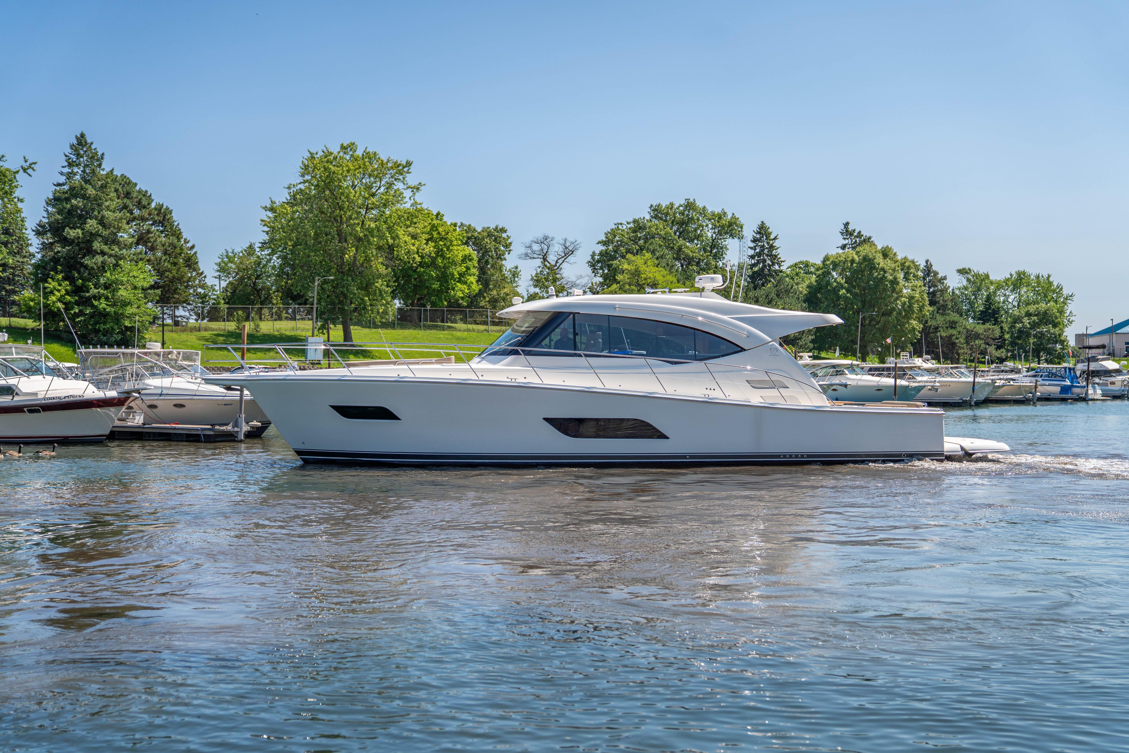 Yacht