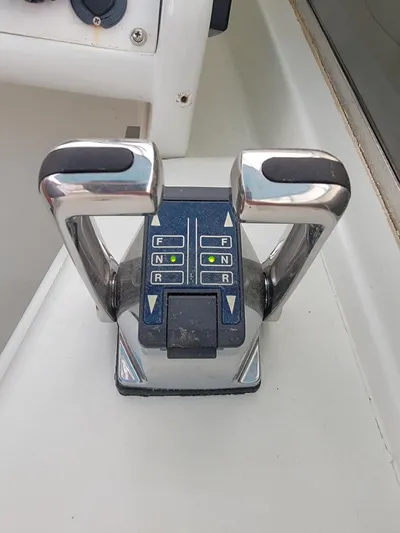 All In Yacht Photos Pics Boat throttle controls on a 2003 Robertson & Caine Lion 46 catamaran.
