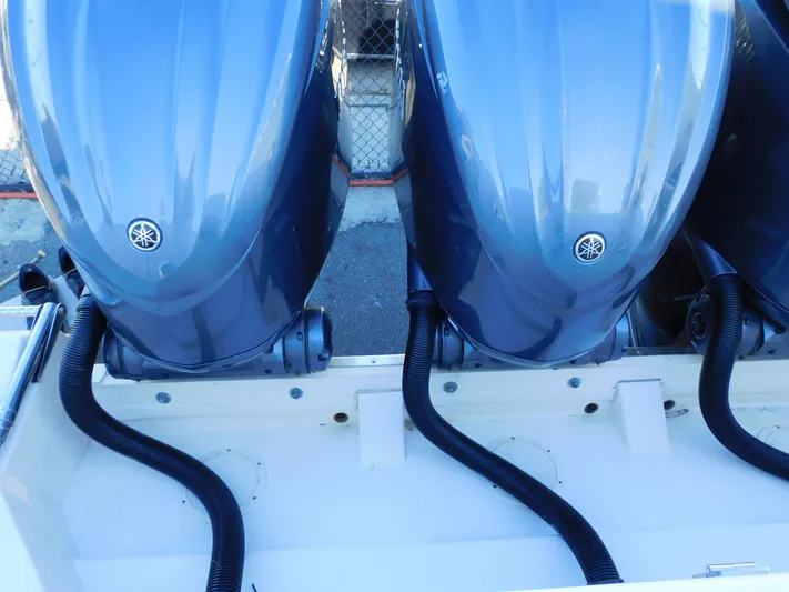 Reel 2 Me Yacht Photos Pics 