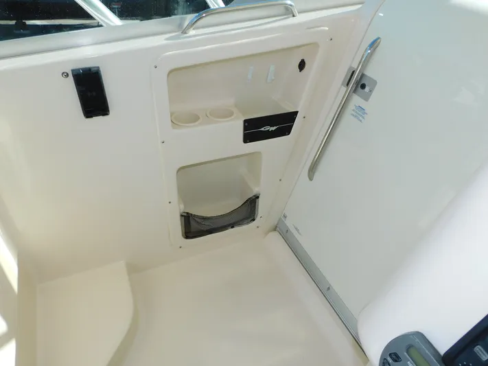 Reel 2 Me Yacht Photos Pics 