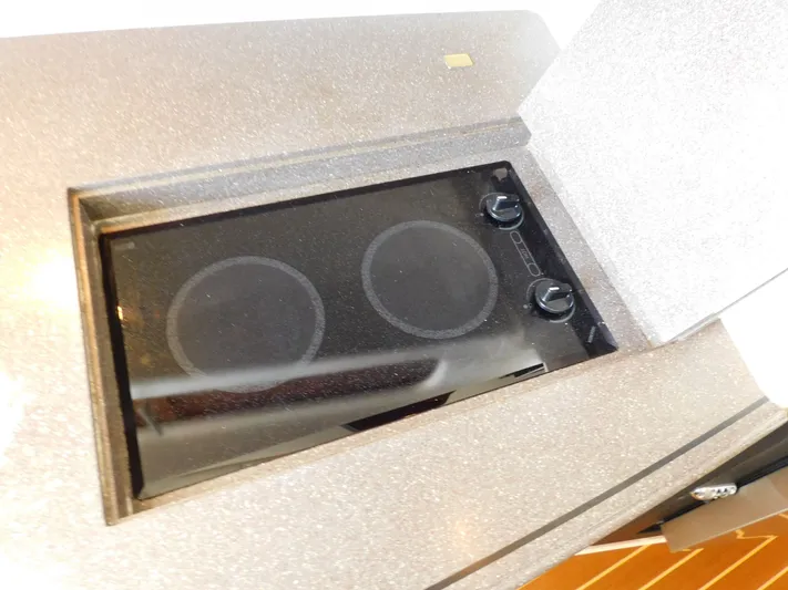 Reel 2 Me Yacht Photos Pics 