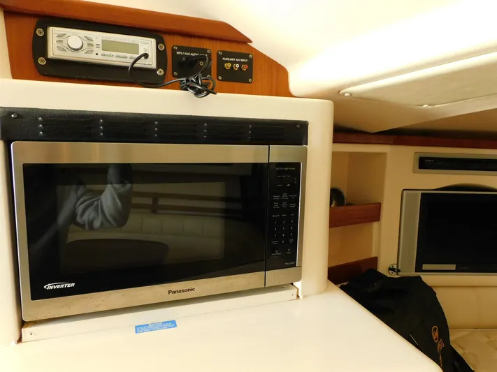 Reel 2 Me Yacht Photos Pics 